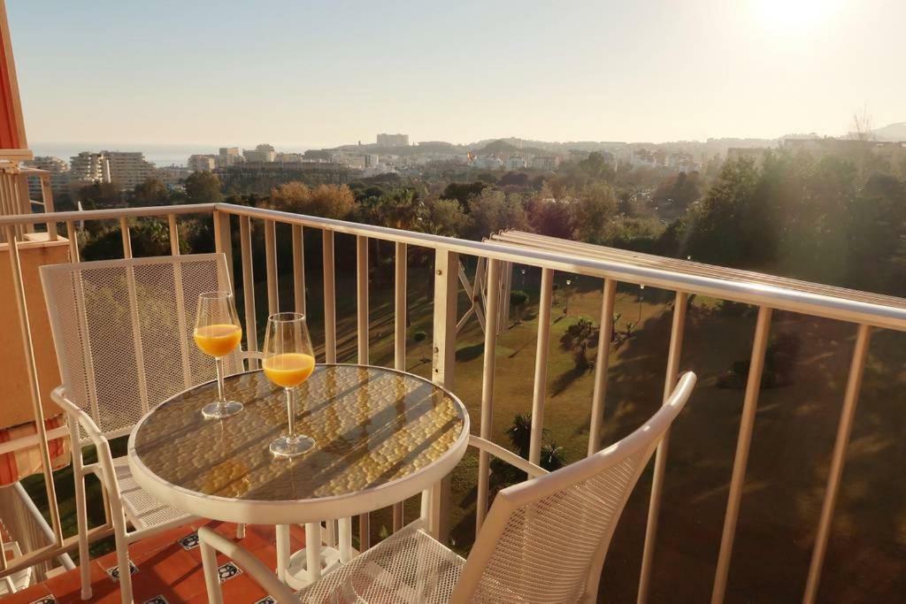 Minerva Sea View Apartment Бенальмадена Экстерьер фото